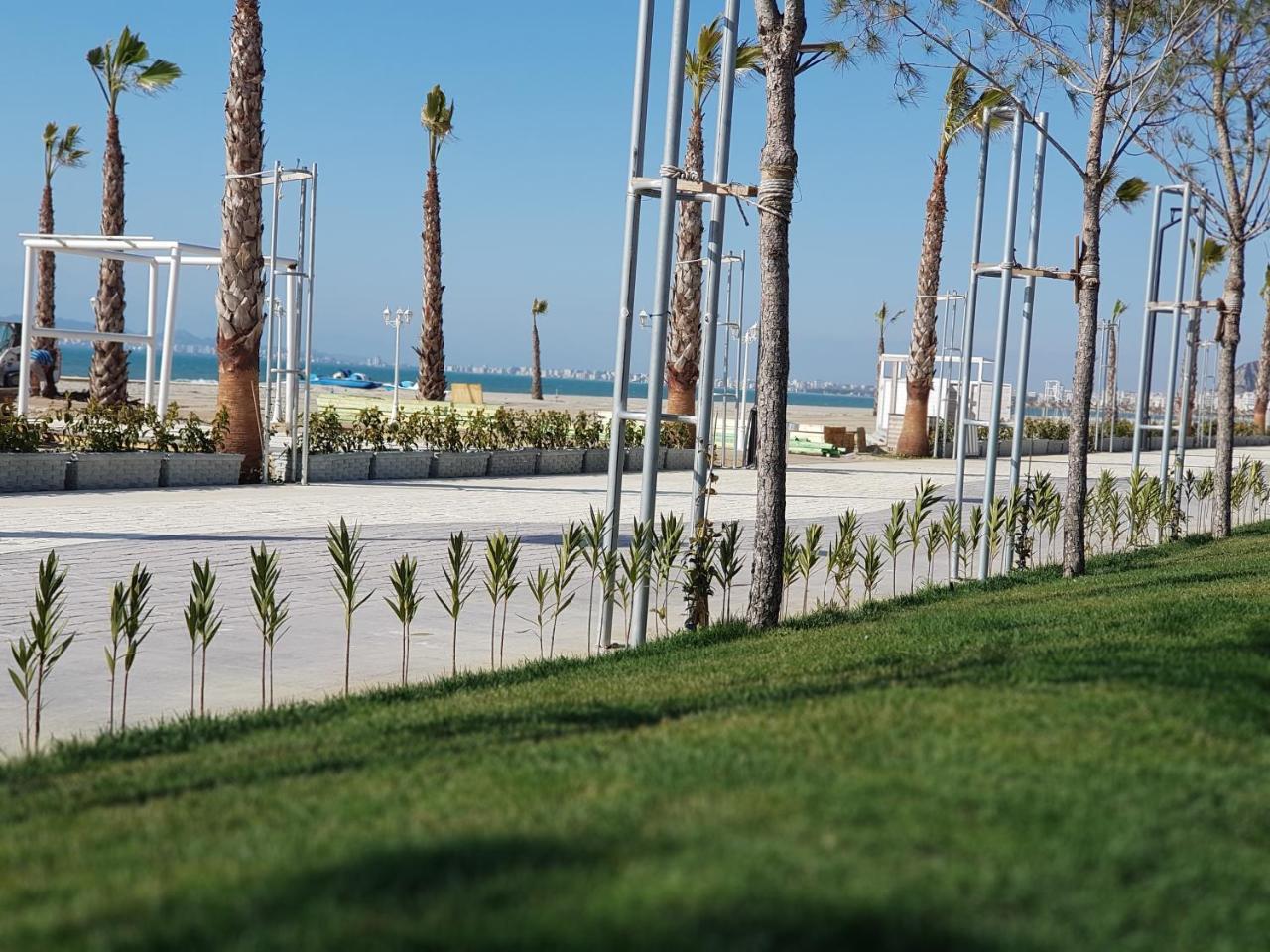 Splendido Apartmens Golem Durres Bagian luar foto